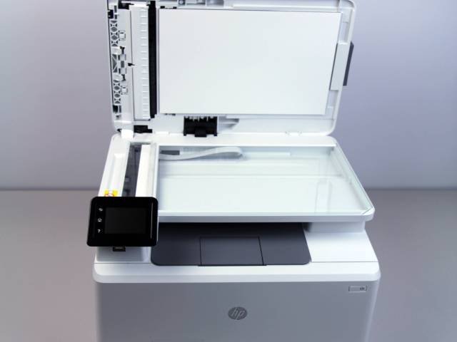Multifunkční tiskárna se skenerem