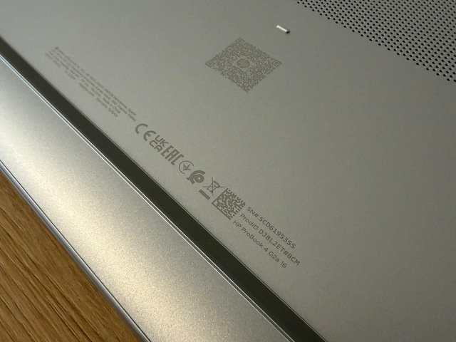 Spodní strana HP ProBook 4 G2a 16
