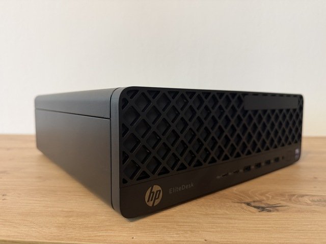 HP EliteDesk v provedení Small Form Factor (SFF)